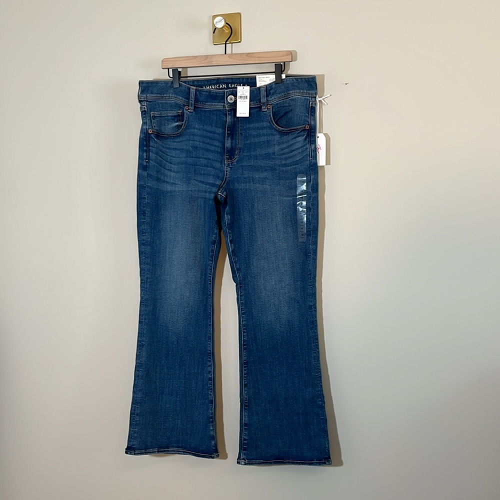NWT American Eagle Outfitters Kick Boot Jeans size 18 short